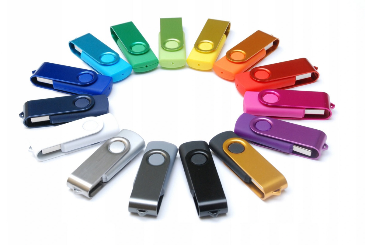 Pendrive reklamowe firmowe z grawerem Pendrive reklamowe firmowe z grawerem