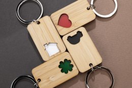 Breloki bambusowe z domkiem logo