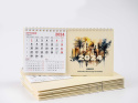 Tanie kalendarze biurkowe na spirali druk