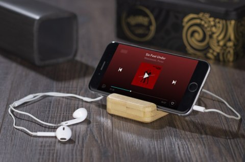 Bambusowy stojak na telefon TILE